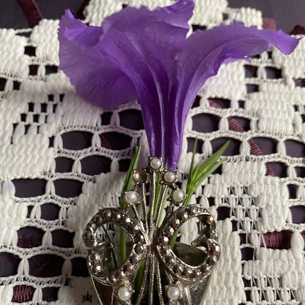 Vintage Silver Tussie Mussie Brooch – Heart Floral Holder w/ Seed Pearls